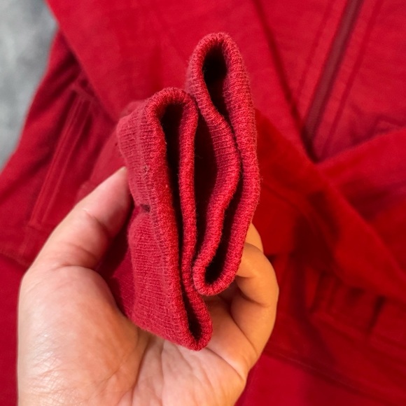 Lululemon Carry And Go Hoodie
Commuter Denim Deepest Cranberry
#166 - Picture 3 of 7